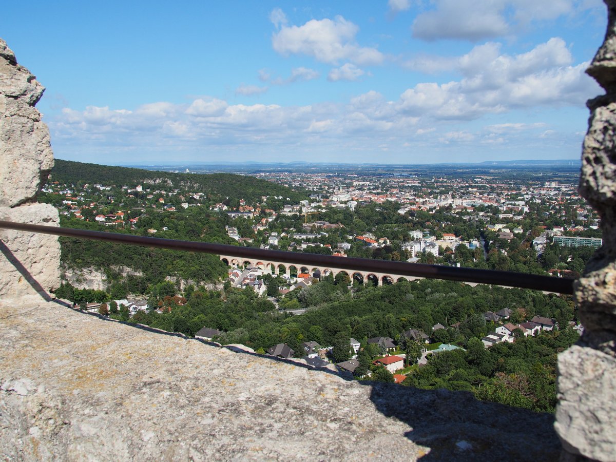 Baden von der Burg Rauheneck / Niederösterreich