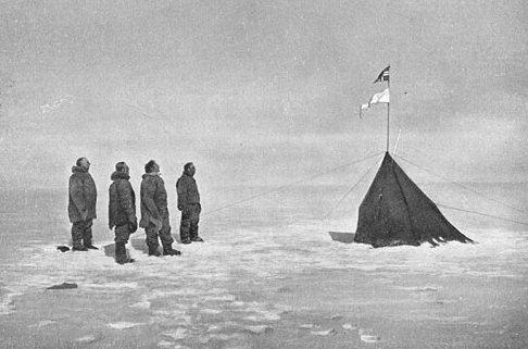 Roald Amundsen am Südpol, 1911. Roald Amundsen am Südpol, 1911.